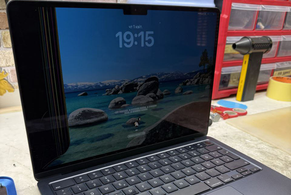 заміна матриці MacBook